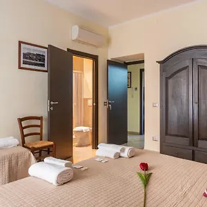 Villamari Bed and breakfast