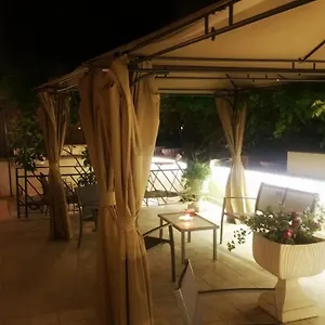 Garden House - Luxury - Self Check-in Only Pensión