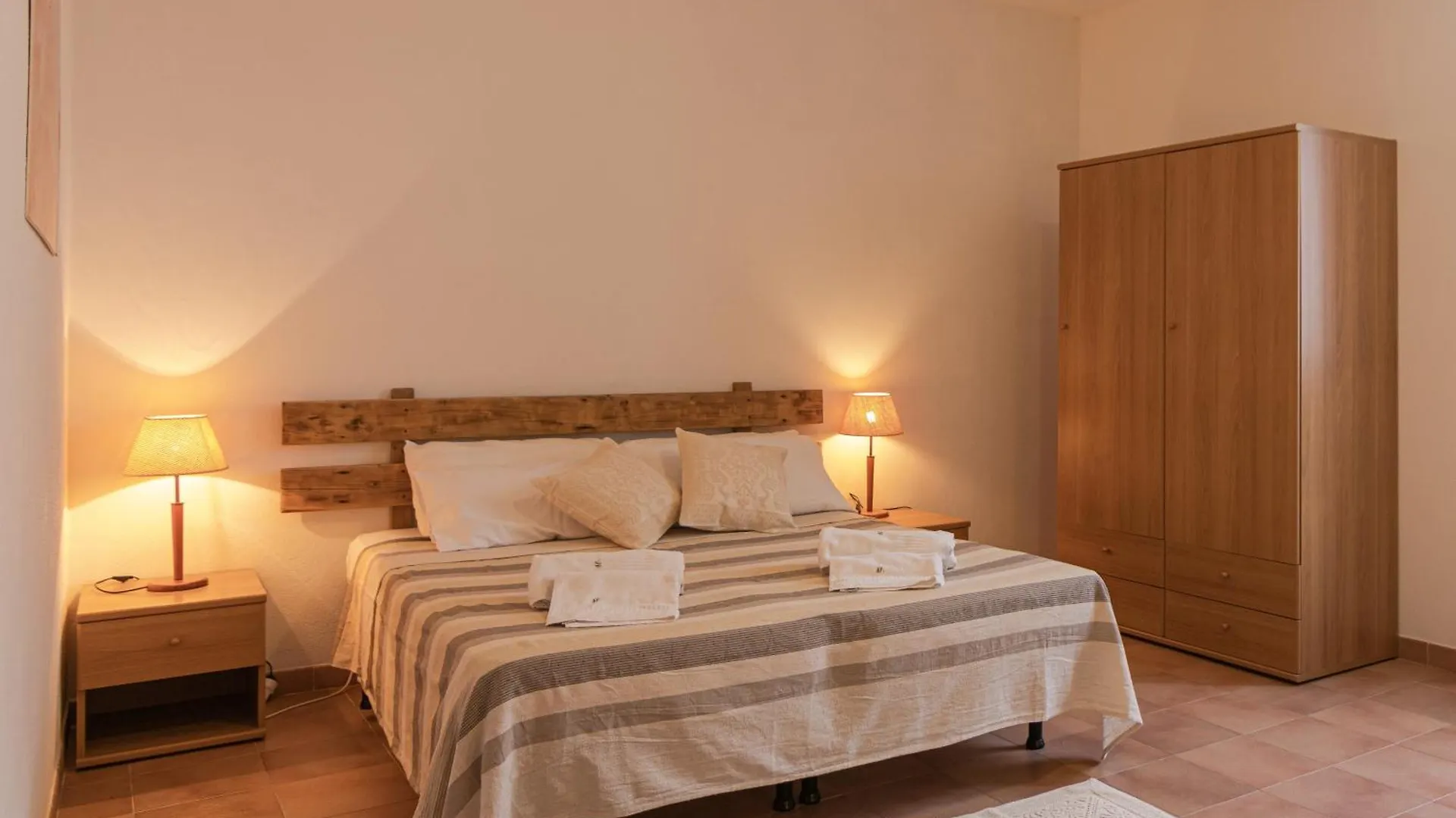 **  Hotel Locanda Minerva Monteleone Rocca Doria Italia